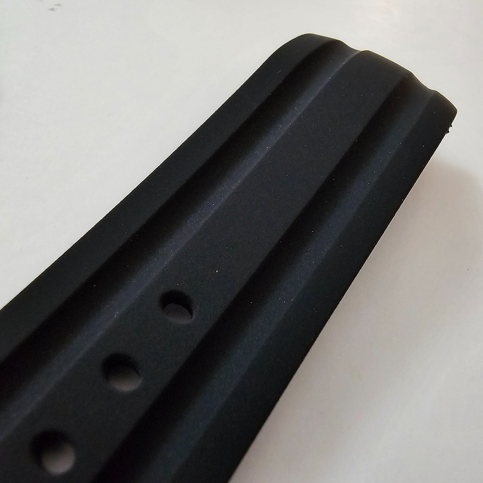 Curved End Watch Strap Band Silicone Rubber Black 18mm 20mm 22mm 24mm Two Piece