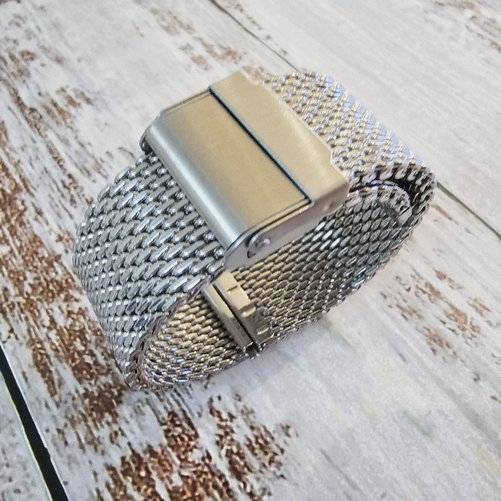 Shark Mesh Watch Strap 2.5mm Thick Band Milanese Mens Bracelet Steel 18 20 22 mm